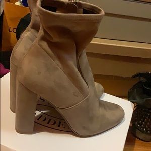 Brand new Steve Madden boots